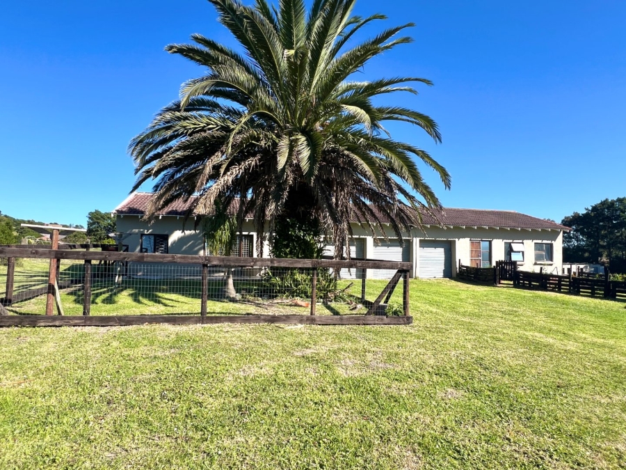 3 Bedroom Property for Sale in Chelsea Eastern Cape